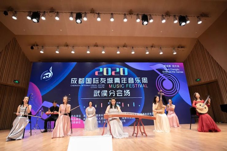 活动报道 | “科技助力，跨越时空”，小鹿纯子携手刘明康共享中日音乐盛宴